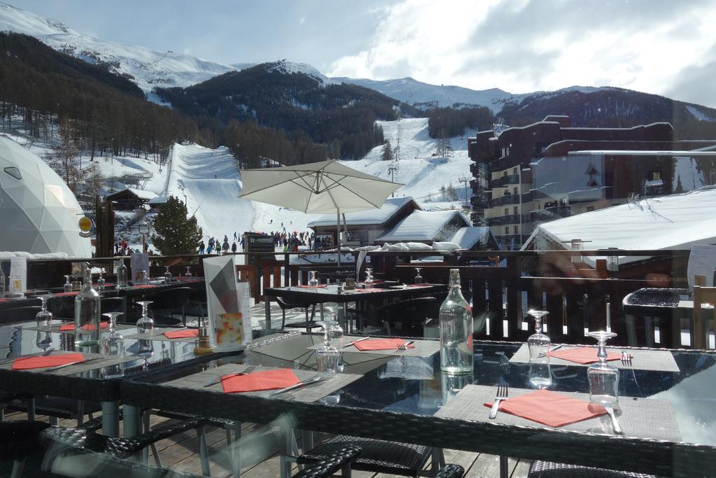 Hotel L'Escale Blanche เลซอร์ ภายนอก รูปภาพ