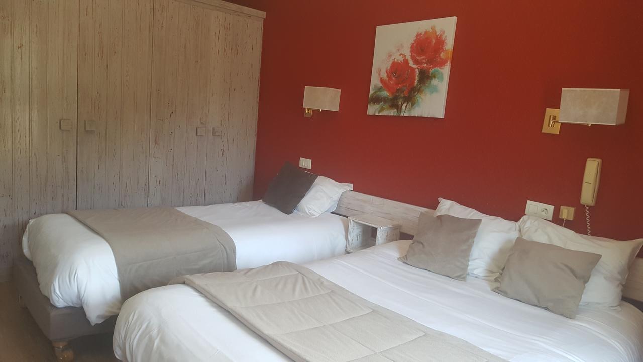 Hotel L'Escale Blanche เลซอร์ ภายนอก รูปภาพ