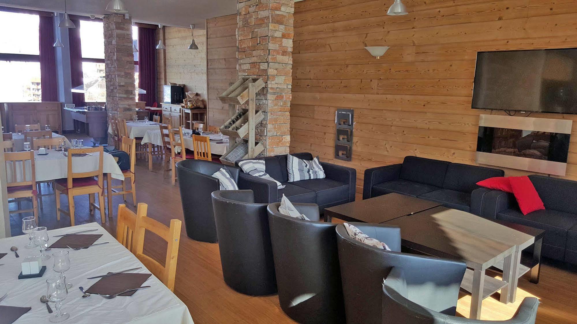 Hotel L'Escale Blanche เลซอร์ ภายนอก รูปภาพ